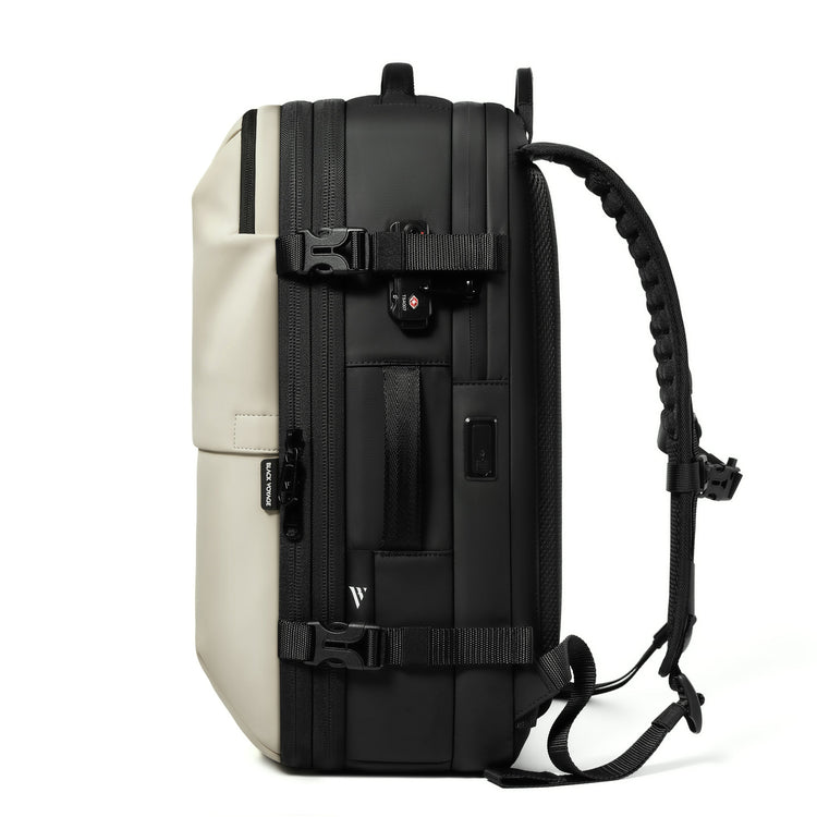 BlackVoyage Aero Essential Vacuum Seal Backpack and Vortex Vacuum Air Pump Bundle and 18LVacuum Bags