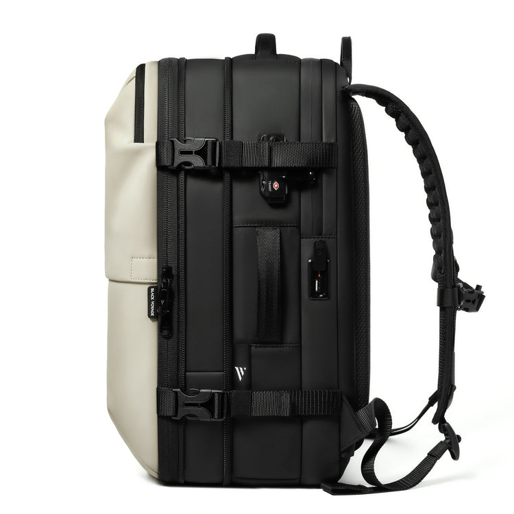 BlackVoyage Aero Essential Vacuum Seal Backpack and Vortex Vacuum Air Pump Bundle and 18LVacuum Bags
