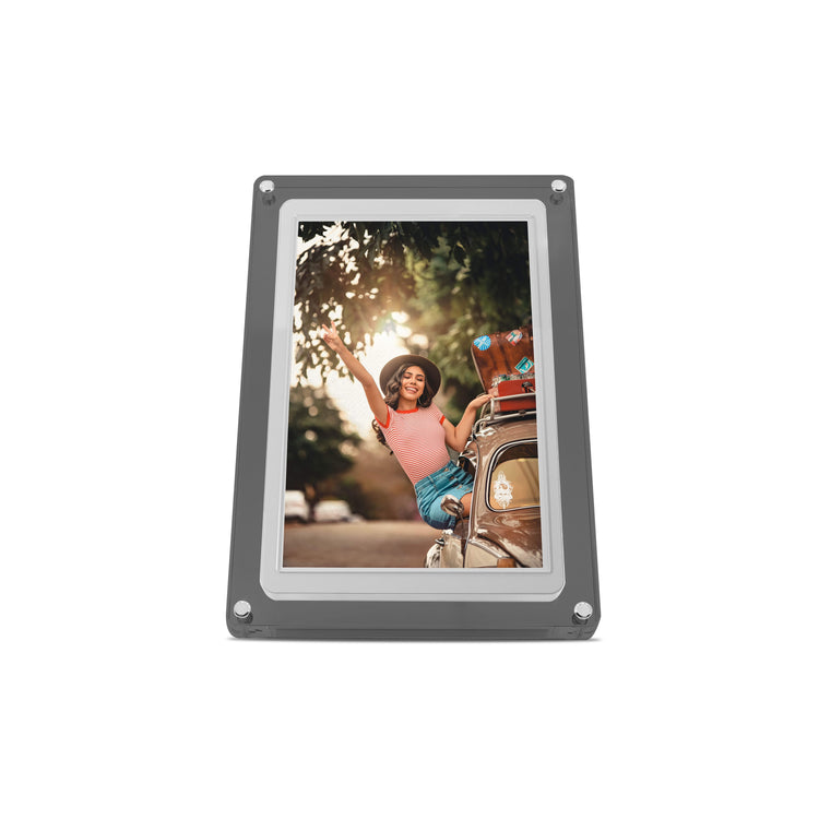 Minolta 10.1 Inch Acrylic Touchscreen Smart Digital Photo Frame with Frameo App