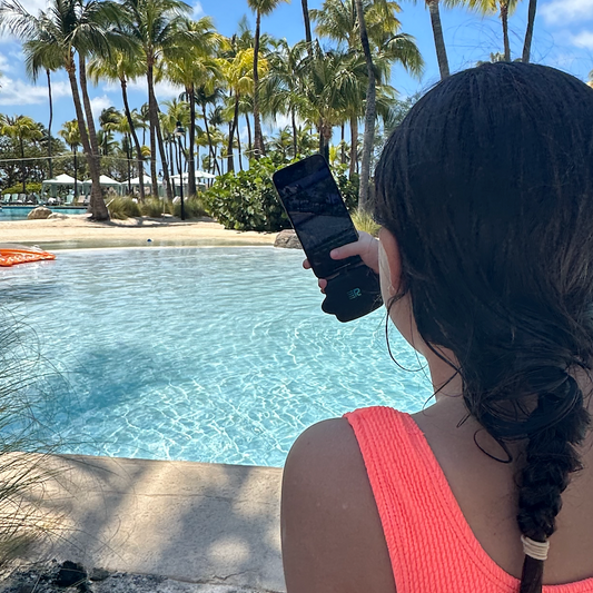 RC Universe 3-in-1 Charger - 4 Pack (Midnight Black/Snow White/Hot Pink/Royal Blue)