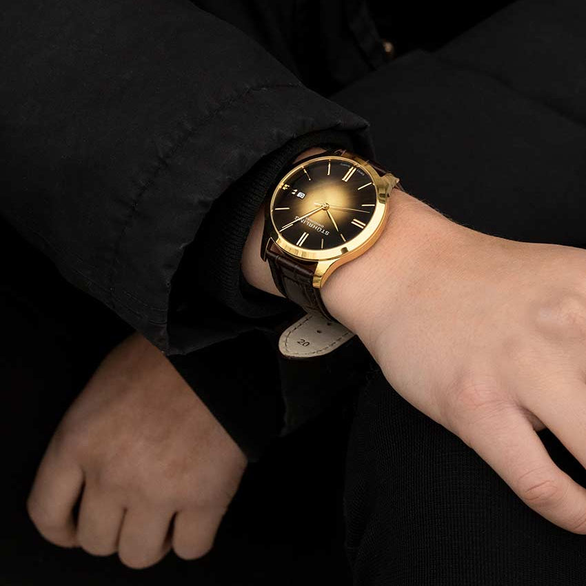 Rose Dial / Gold Case / Brown Band