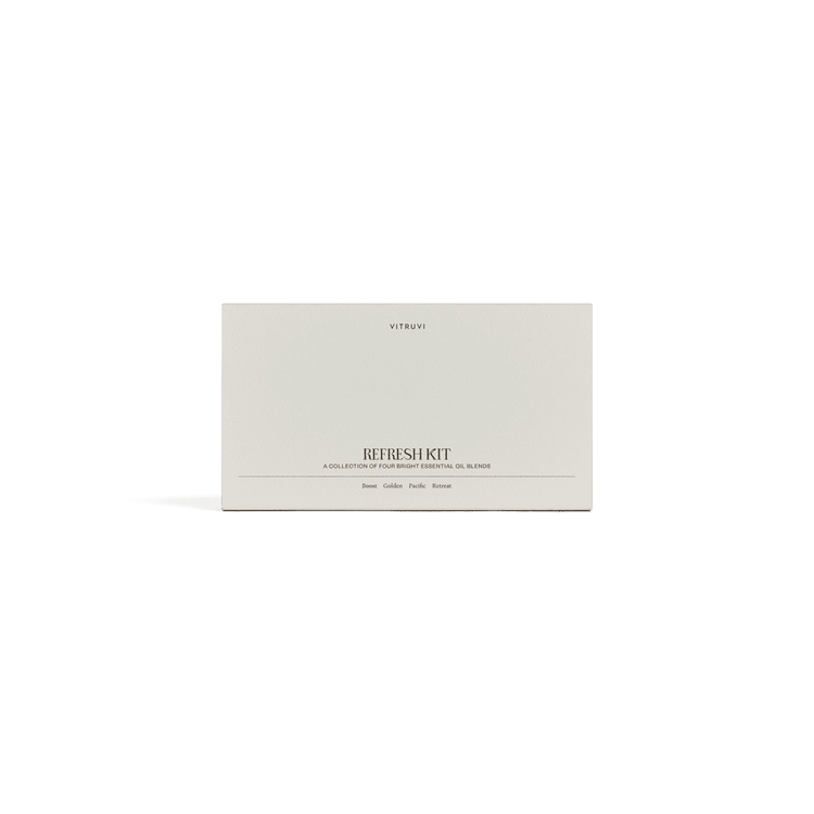 White box labeled 'Vitamino' on a green background