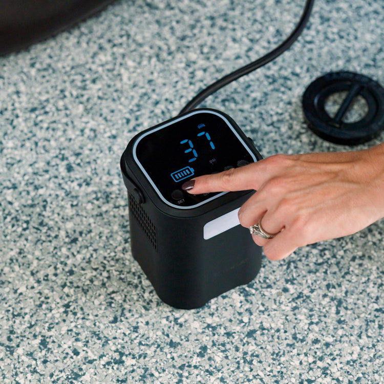 NeverGoFlat - Portable Air Compressor, Power Bank & Flashlight