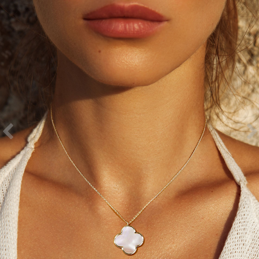 Clover mother of online pearl necklace