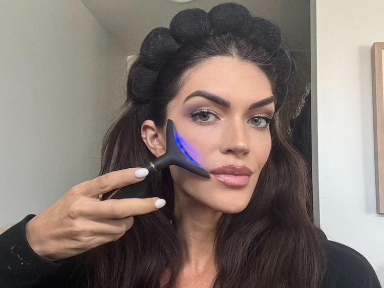 GLO24K Skin Rejuvenation Beauty Device