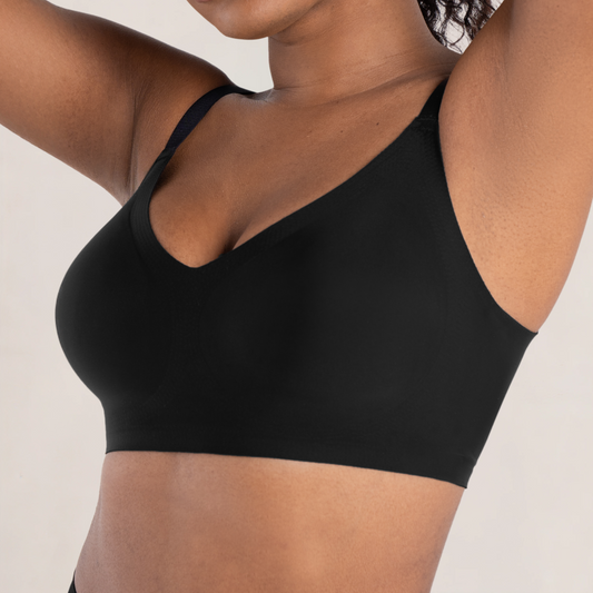 Essentials Smoothing Comfort Wireless Bra - Black