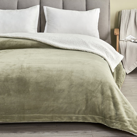 Ultra-Soft Velvet Plush Reversible Sherpa Fleece Blanket - Loden Green