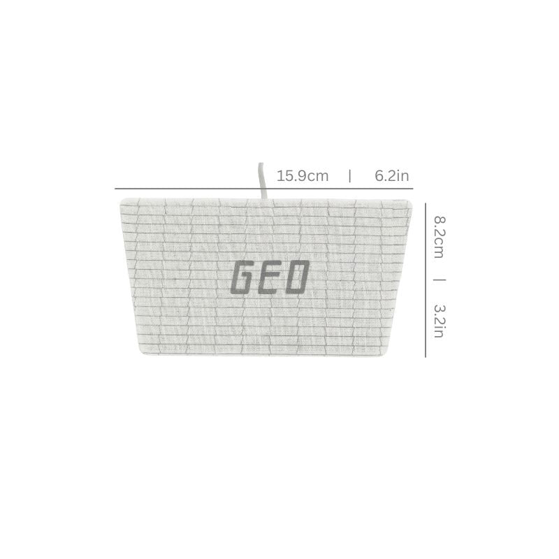 Rectangular pouch with grid pattern and 'GEO' branding, shown with measurements on a white background.