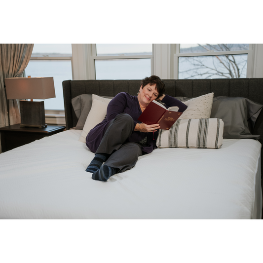 SPECIAL OFFER Waterproof Mattress Protector featuring 37.5® Technology