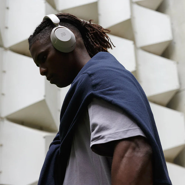 Earbuds - Power Headphones - Cubitt 