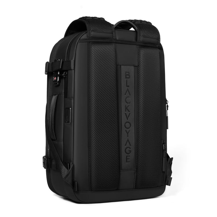 BlackVoyage Aero Essential Vacuum Seal Backpack and Vortex Vacuum Air Pump Bundle and 18LVacuum Bags