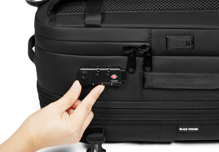 BlackVoyage Aero Essential Vacuum Seal Backpack and Vortex Vacuum Air Pump Bundle and 18LVacuum Bags