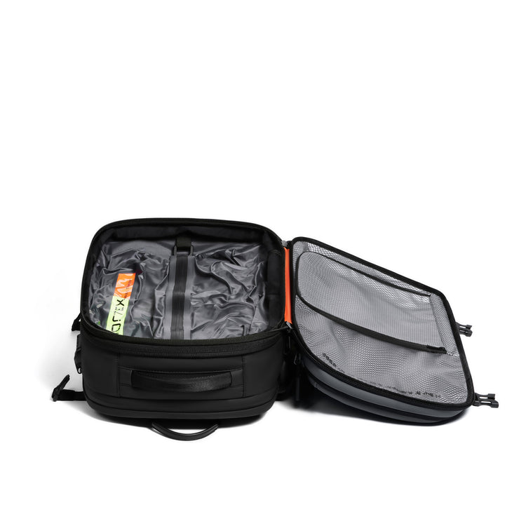 BlackVoyage Aero Essential Vacuum Seal Backpack and Vortex Vacuum Air Pump Bundle and 18LVacuum Bags