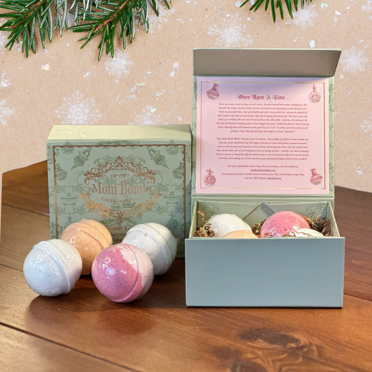 Merry & Bright Bath Bomb Gift Set 2 pack