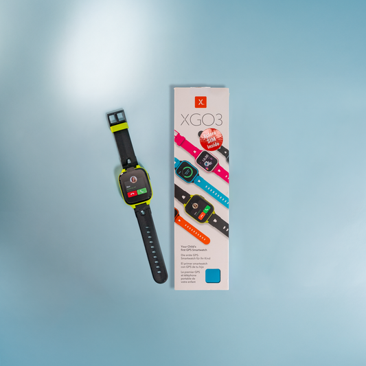 Smartwatch with a packaging box labeled 'XGO3' on a light blue background