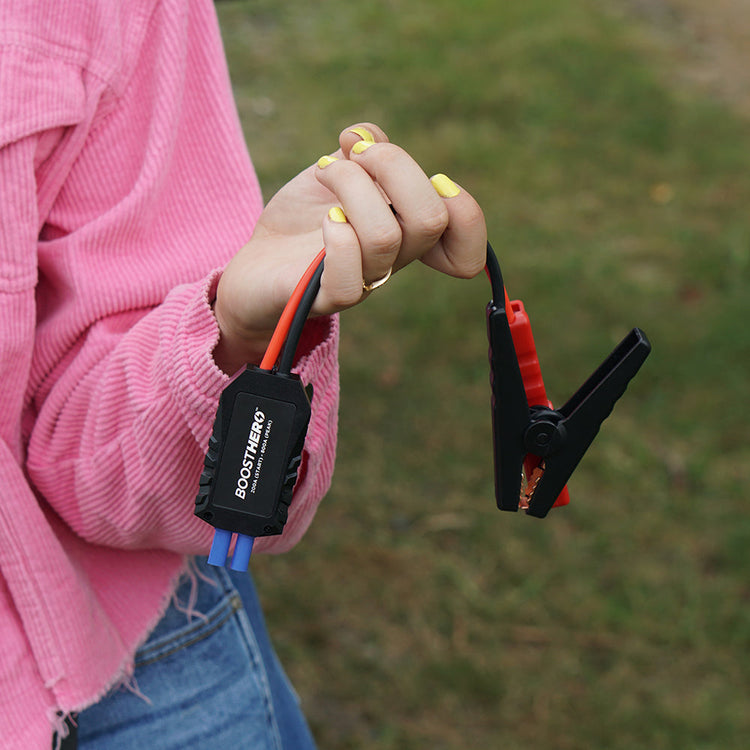 Vehicle Jump Starter, Flashlight & Power Bank