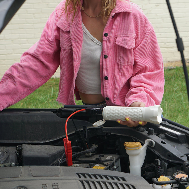 Vehicle Jump Starter, Flashlight & Power Bank