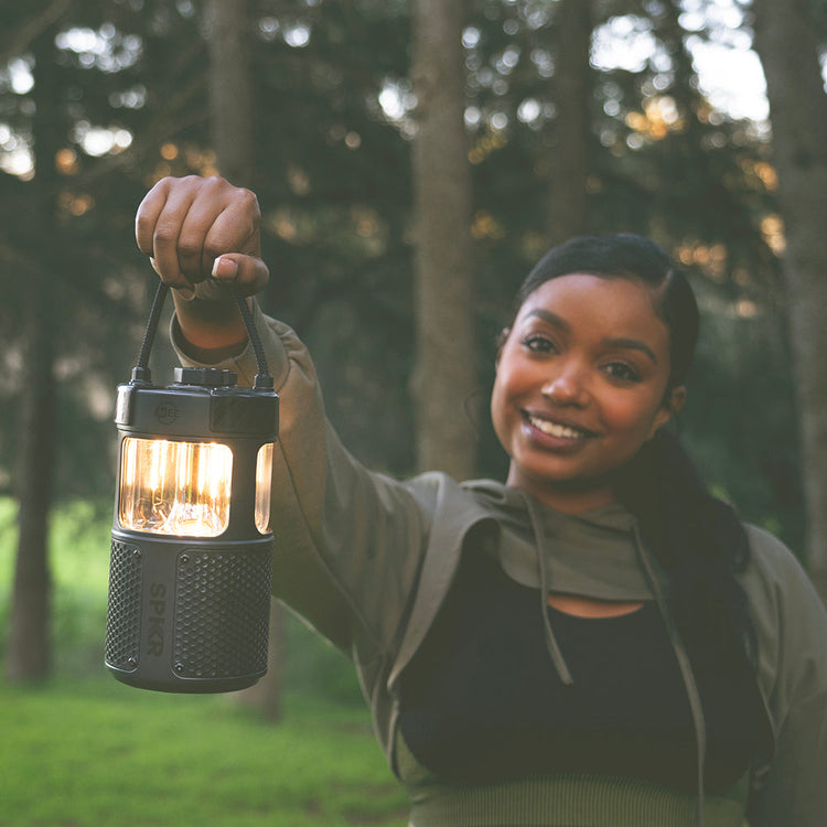 lightSPKR Bluetooth Wireless Speaker with Camping Lantern