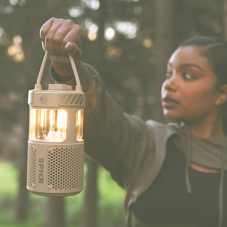 lightSPKR Bluetooth Wireless Speaker with Camping Lantern