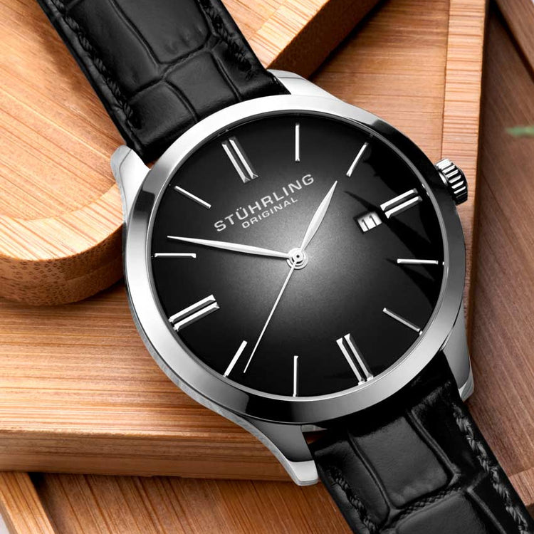 Black Dial / Silver Case / Black Band