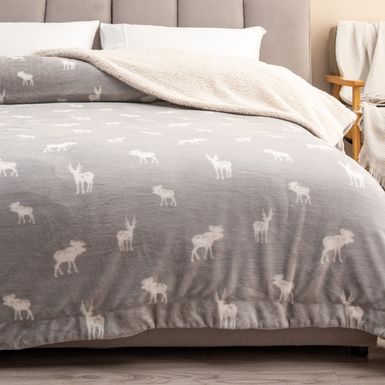 Ultra-Soft Velvet Plush Reversible Sherpa Fleece Blanket - Grey Moose (Throw)