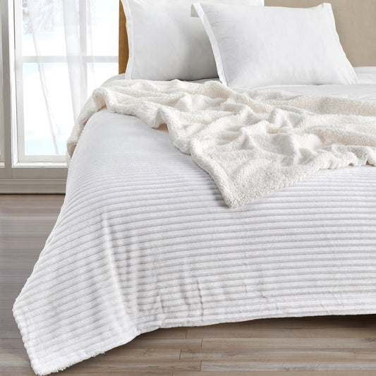 Ultra-Soft Velvet Plush Reversible Sherpa Fleece Blanket - White