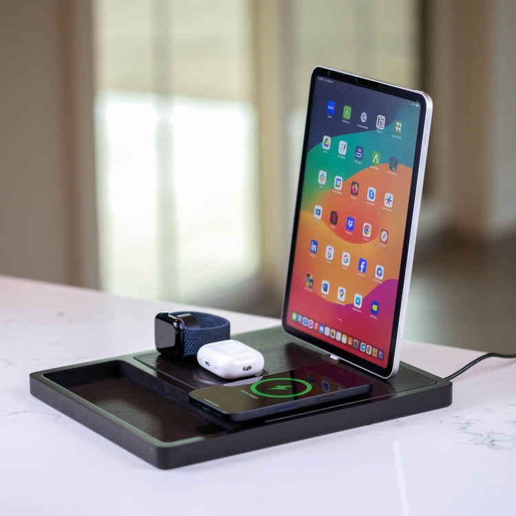 QUAD TRAY Black - 4-in-1 MagSafe Midnight Black Wireless Charger with iPad Stand Support
