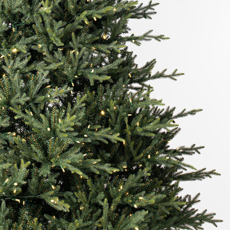 Itasca Fraser Artificial Christmas Tree with Warm White LED Dura-lit Lights - 7.5'