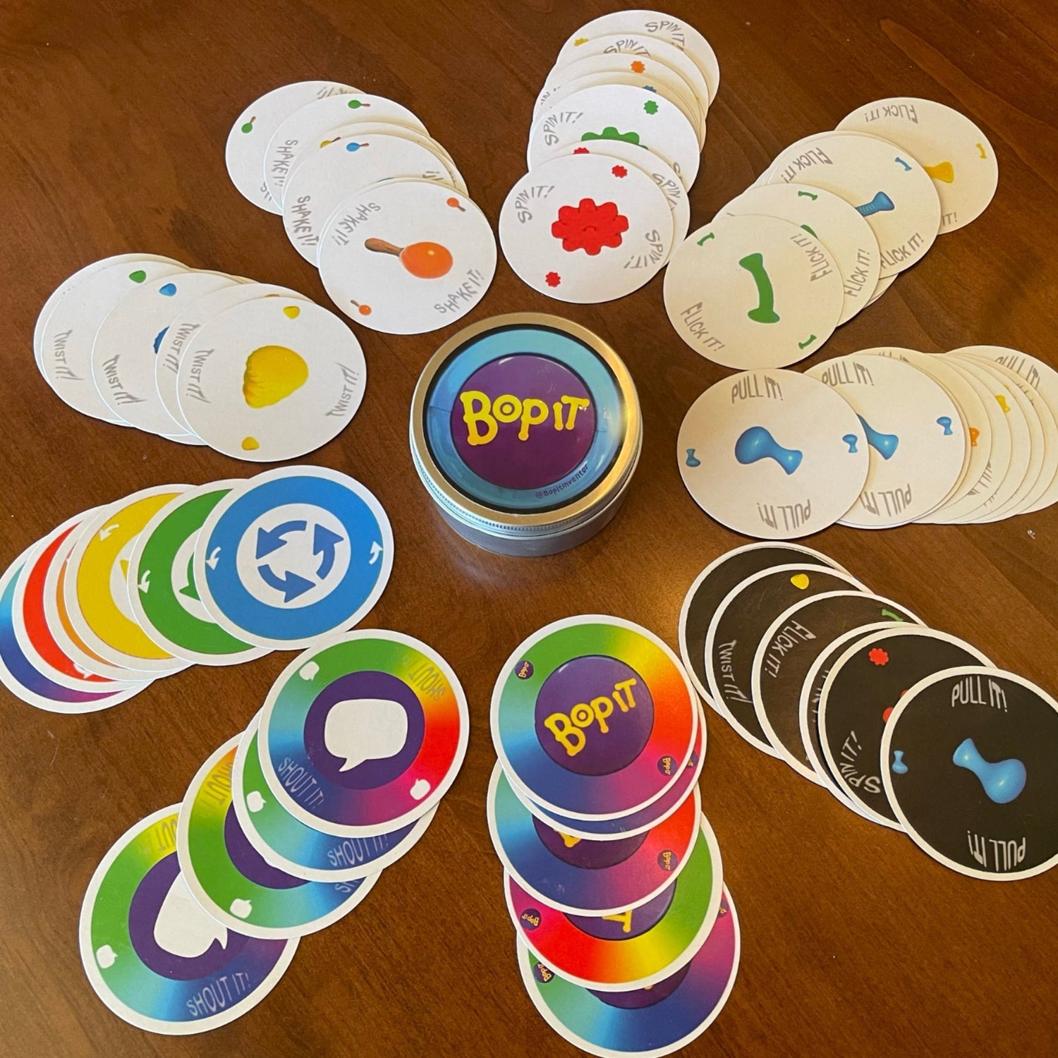 SPECIAL OFFER Bop It: The Card Game (pre-release limited edition)