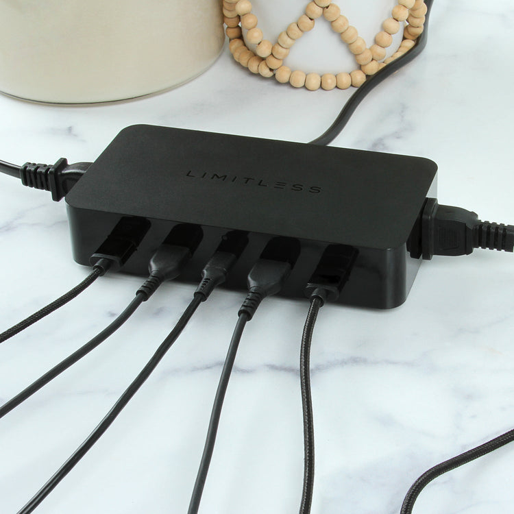 SPECIAL OFFER 7-Device Charger with USB, Type-C, and AC - Black