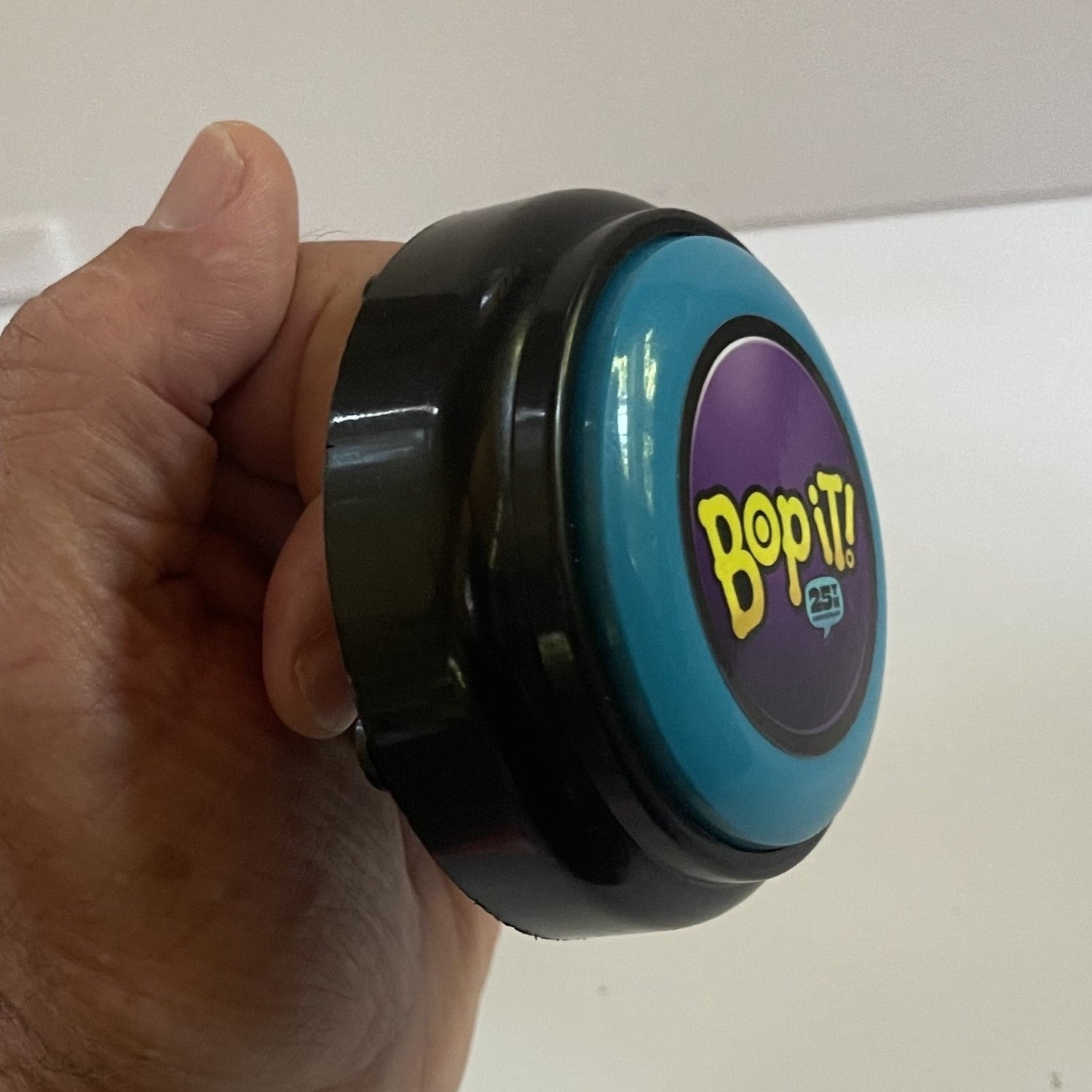 SPECIAL OFFER Bop It: The Card Game (pre-release limited edition)